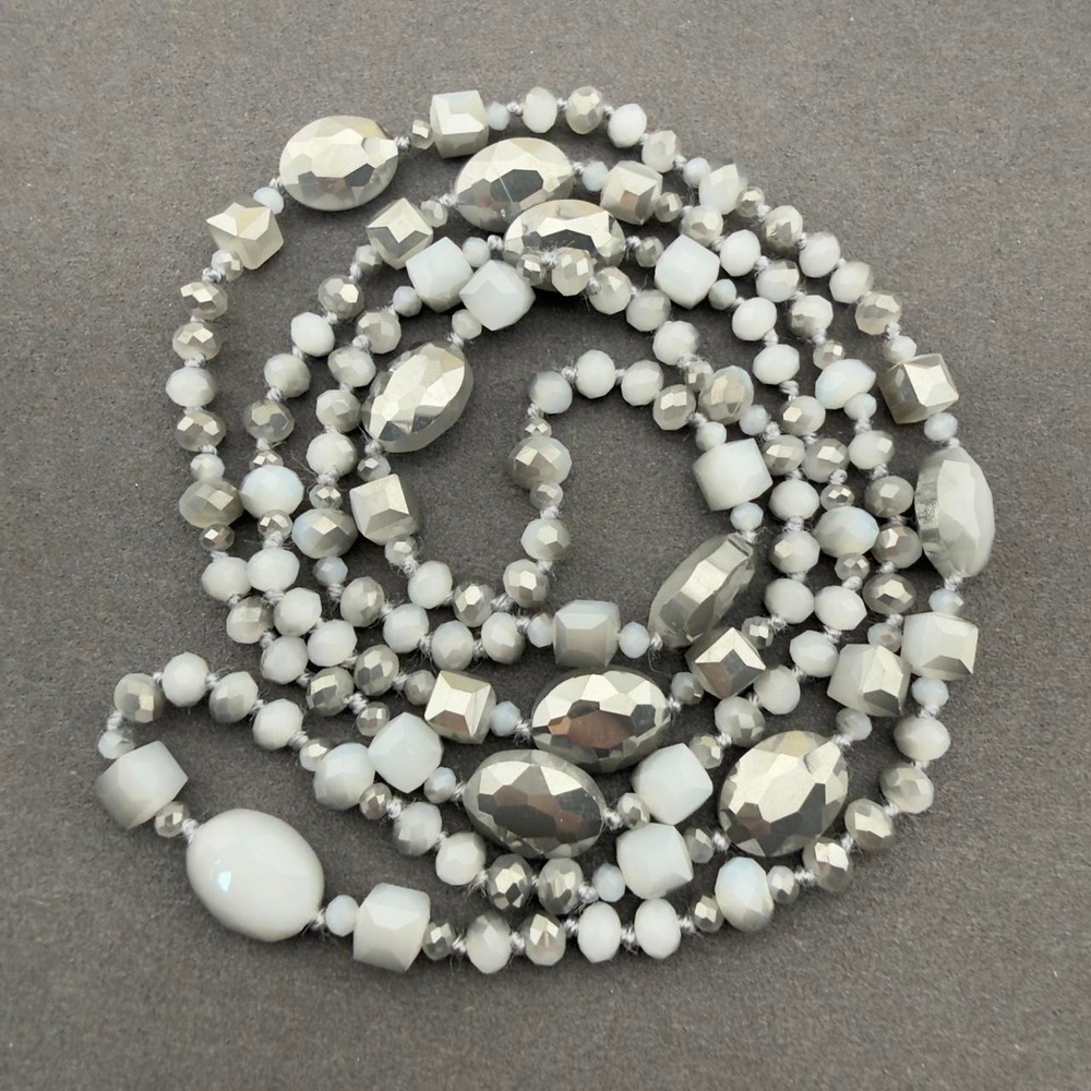 Faceted‎ Geometric Necklace Glass Bead Long Strand Silver Tone Knotted Art Deco